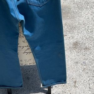 One pair of Levi’s 501 pants. In excellent condition size 34×32 turquoise